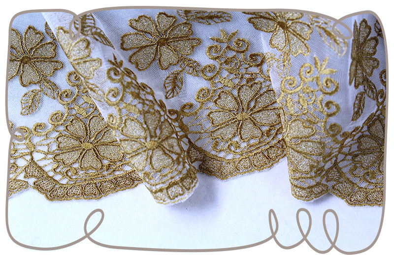 Double Daisy Lace 6x8