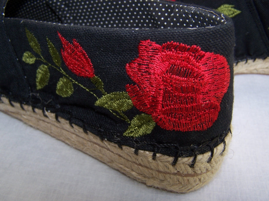 Red Rose Espadrille Shoe Pattern