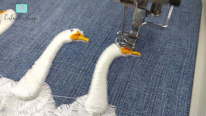 5x7 Goose On The Loose