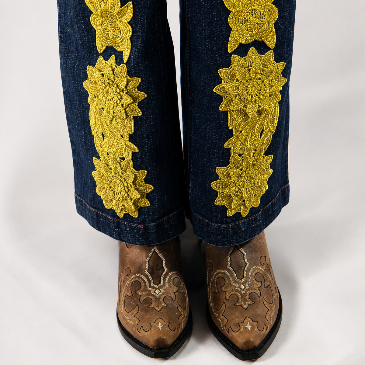 Golden Daisy Jean Tattoo
